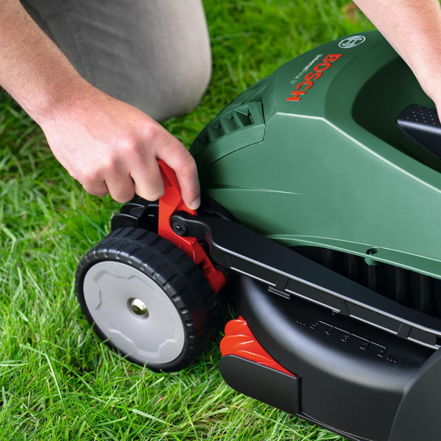 37cm Corded Electric Lawn Mower with Grass Box: image 5